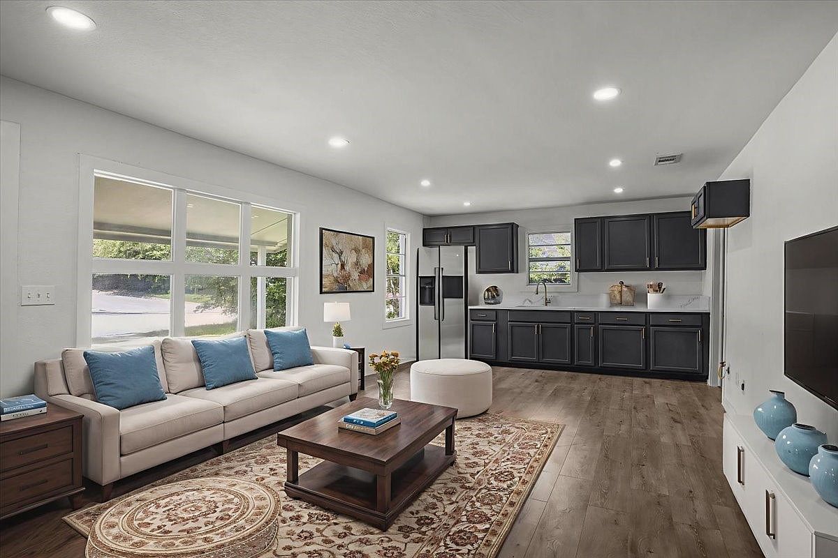8208 Kender Ln, White Settlement, TX 76108 | Zillow