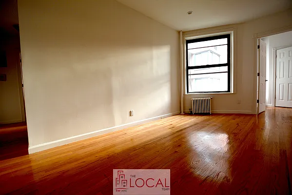 Rented by Keller Williams NYC | media 23