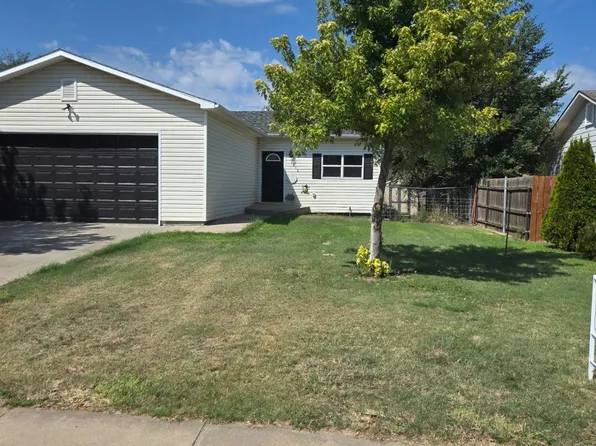 1410 S Clay Ave, Liberal, KS 67901