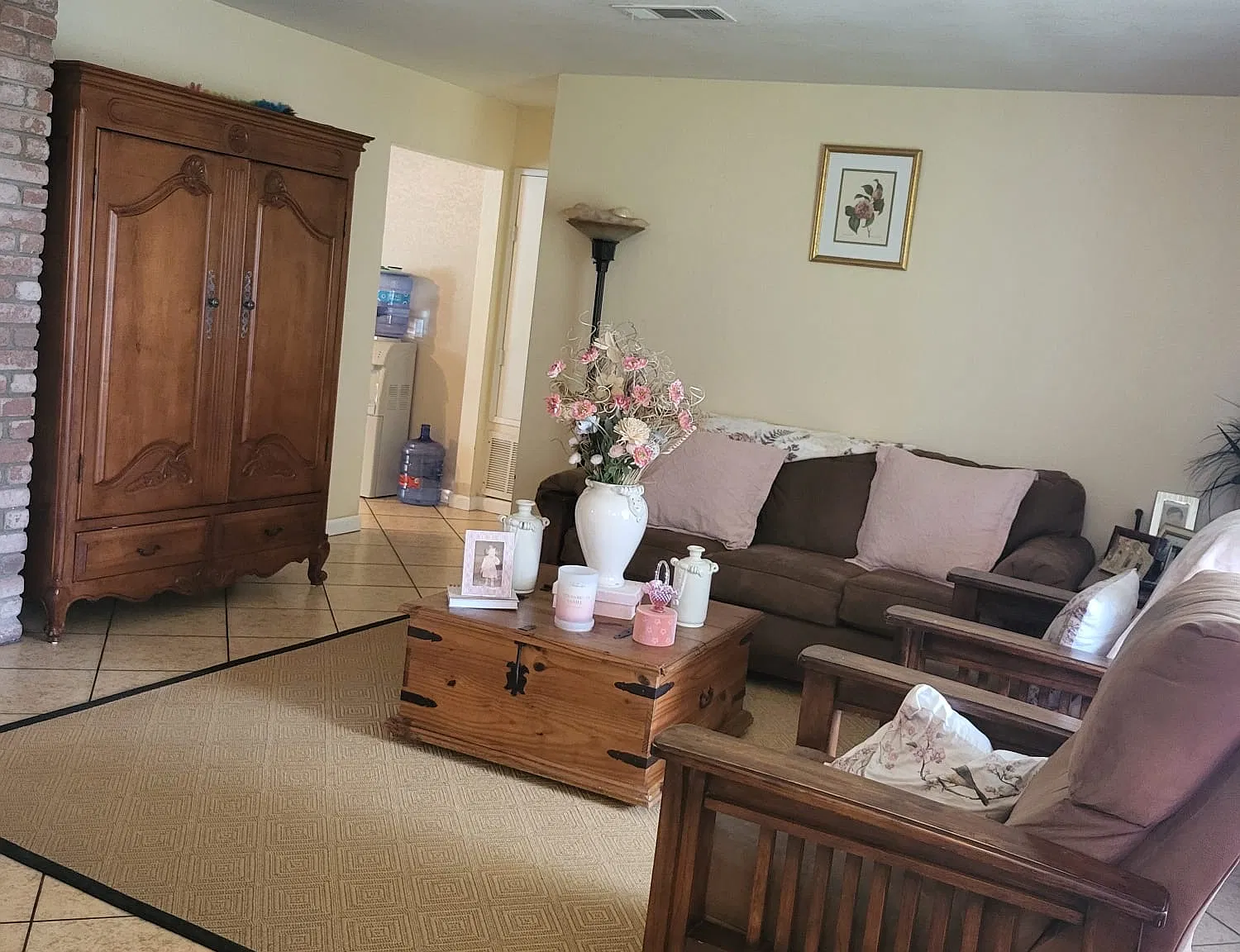 3 bed, 1708 sqft, $3,300 — Photo 4