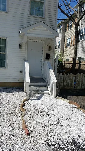109 Burck St Photo 1