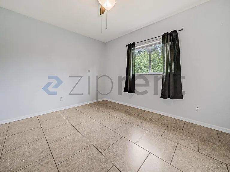 2665 Parasol Ln — Photo 12