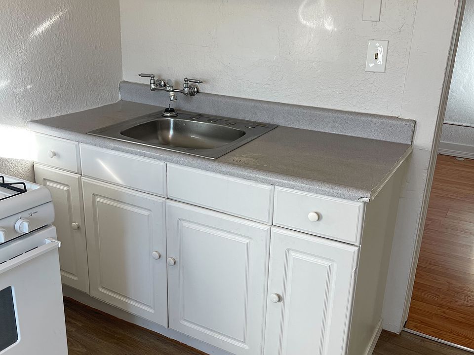 1st image of 545 N California St #11