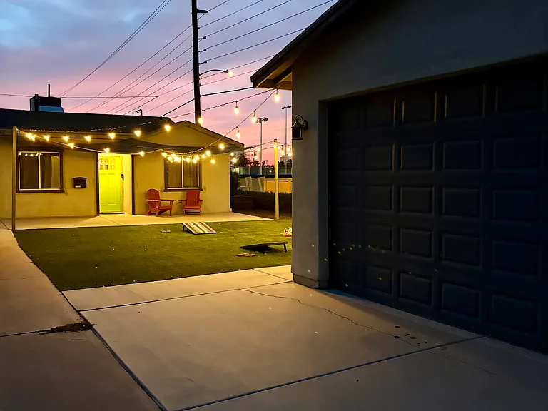 1131 E Virginia Ave — Photo 3