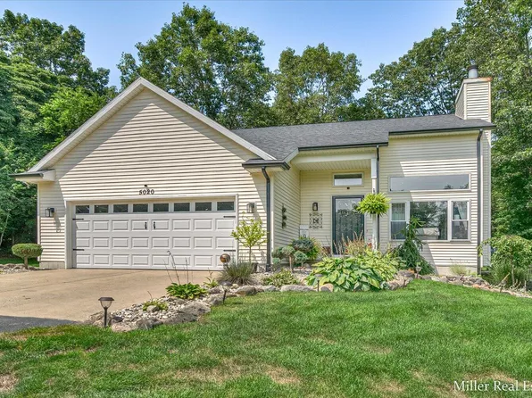 5020 Roundtree Dr, Middleville, MI 49333