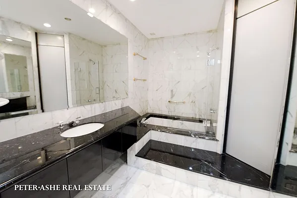 Rented by Peter Ashe | media 6