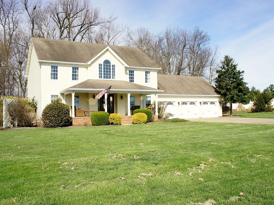 1st image of 39 E Lakewood Dr