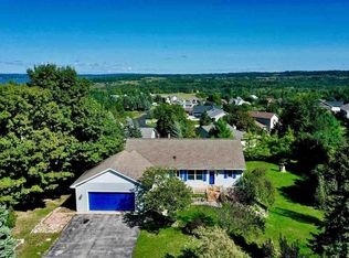 7221 E Leelanau Hills Dr, Traverse City, MI 49684
