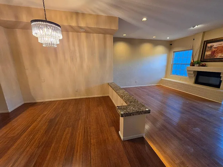 10015 E Mountain View Rd #1002 — Photo 10