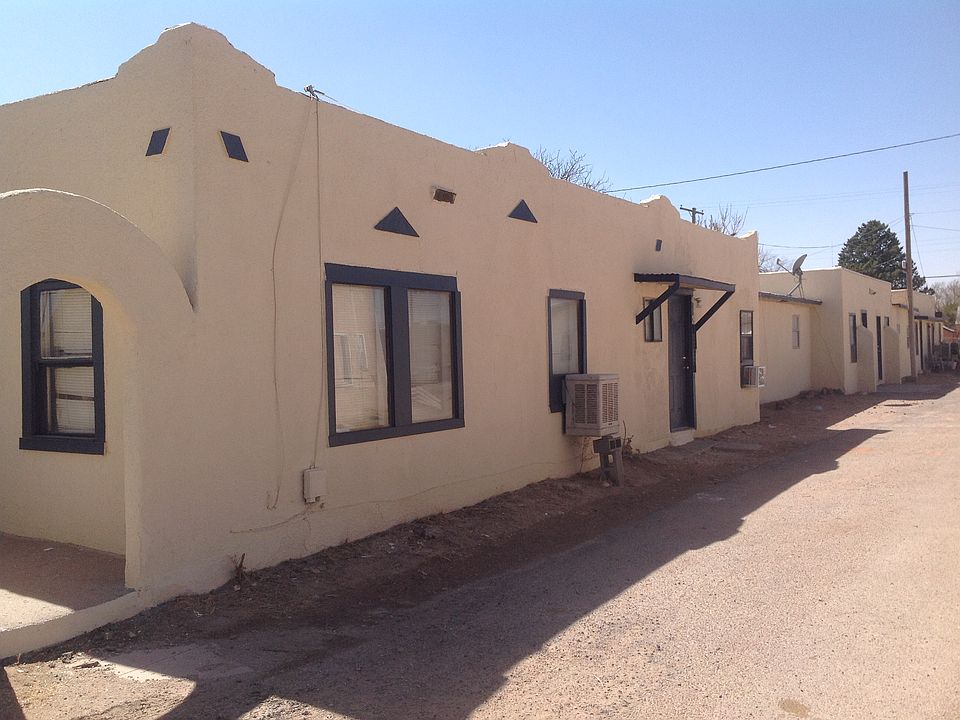 1st image of 216 S Avenue I APT 4