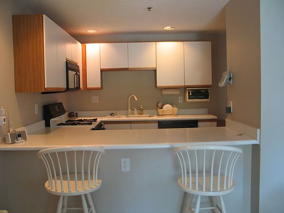 Breakfast Counter