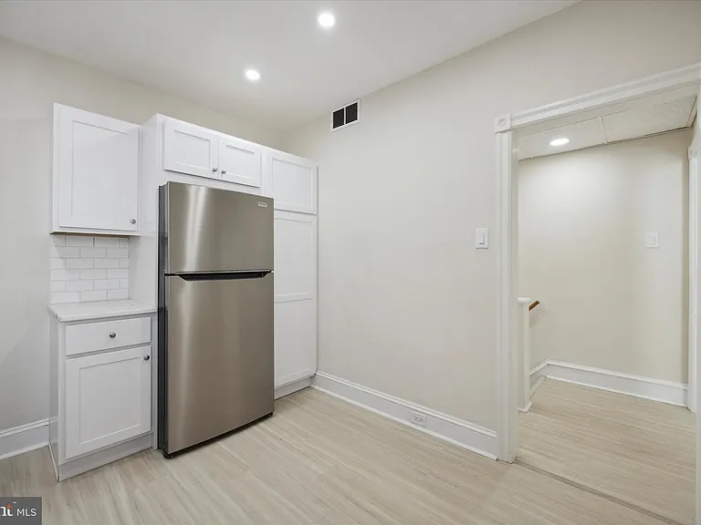 2308 E Allegheny Ave #2 — Photo 10
