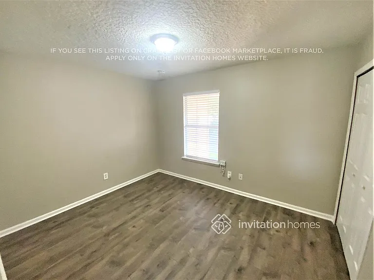340 Brier Rose Ln — Photo 12