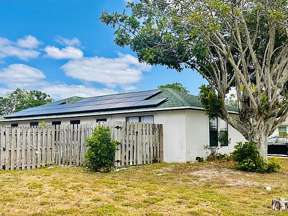 4th image of 120 Lamancha Avenue