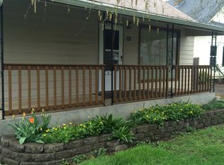 566 A St, Creswell, OR 97426