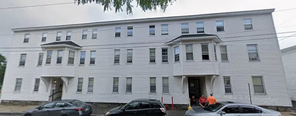 455 Pine St — Photo 1