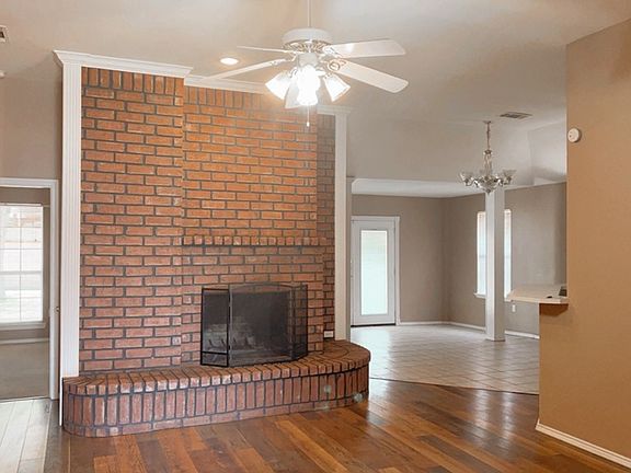 4th image of 4719 Harvard Ave