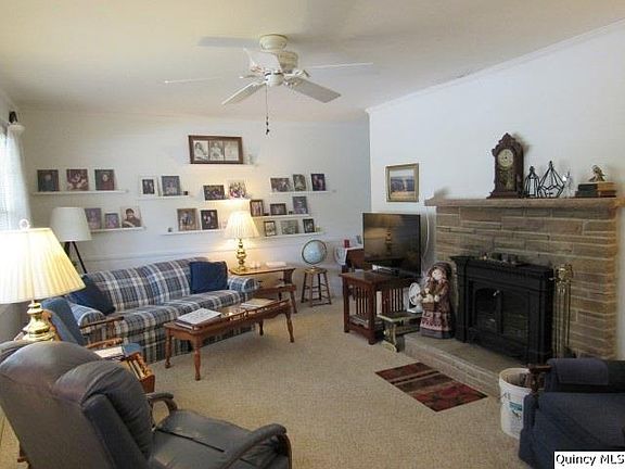 4th image of 3112 Brentwood Dr