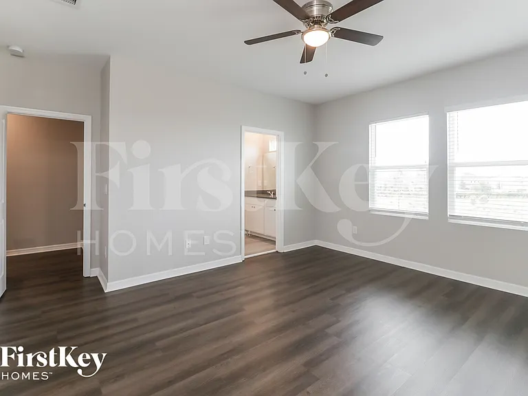 34088 White Fountain Ct — Photo 7