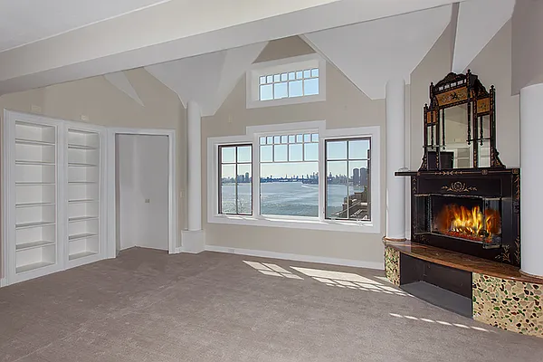 Sold by Brown Harris Stevens | media 25