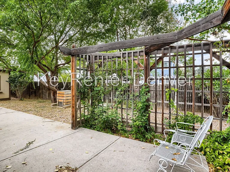 9 S Moline St — Photo 16