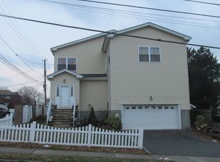 201 Cedar St, Garfield, NJ 07026