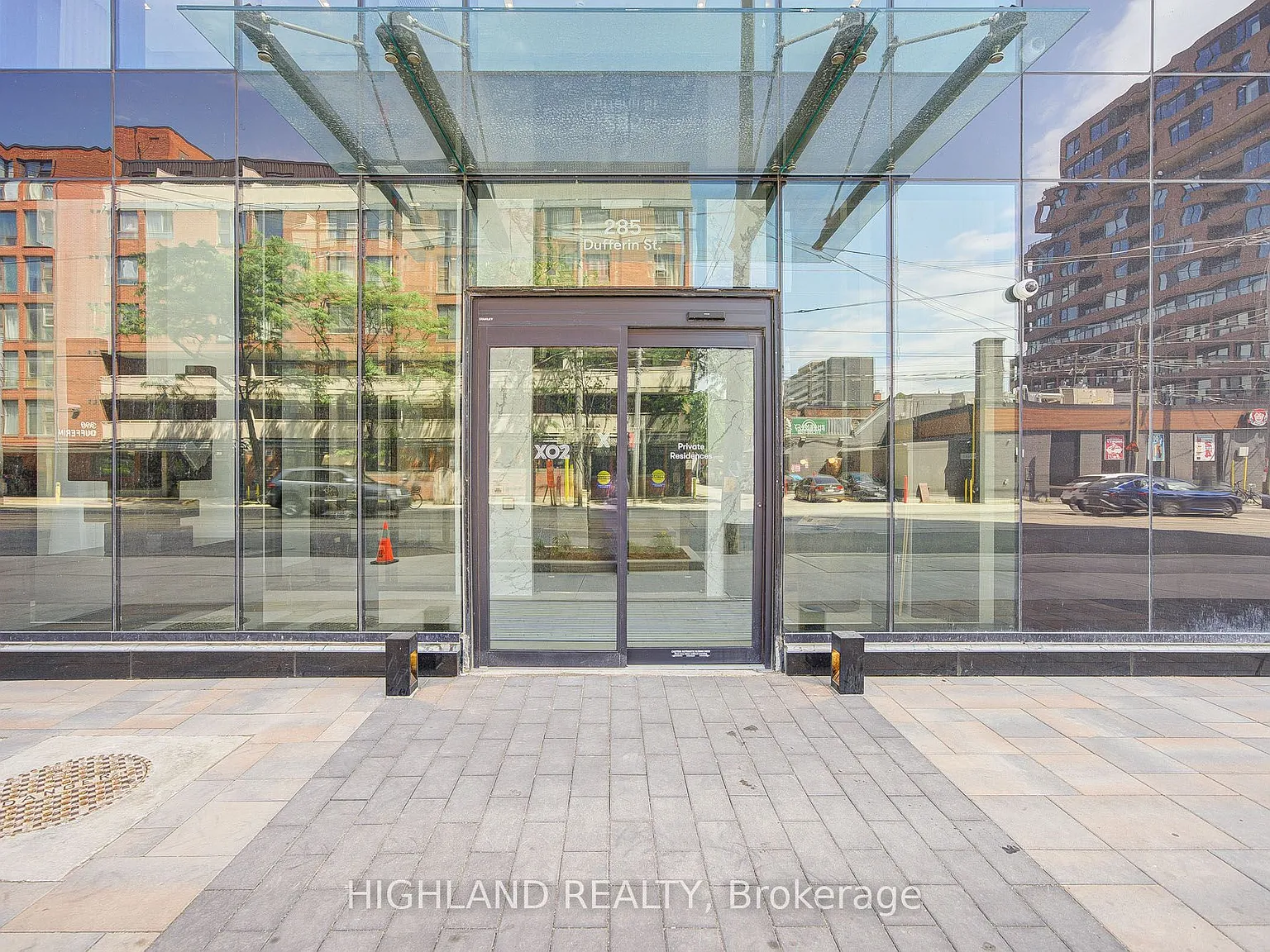 2 bed, $2,490 — Photo 2
