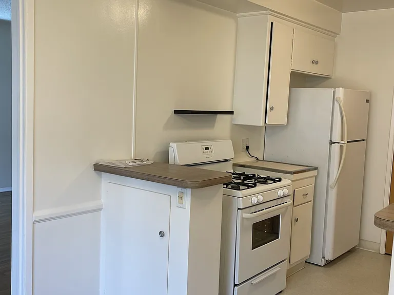 3355 Manning Ave #17 — Photo 12