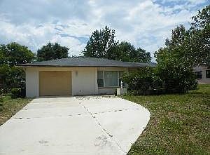 1st image of 10 Farrington Ln