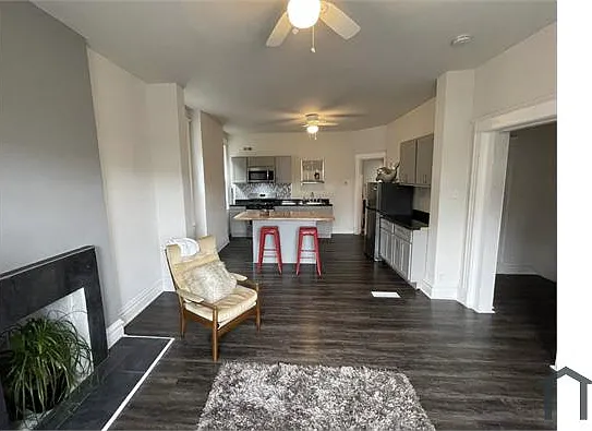 4537 S Compton Ave #2 — Photo 3