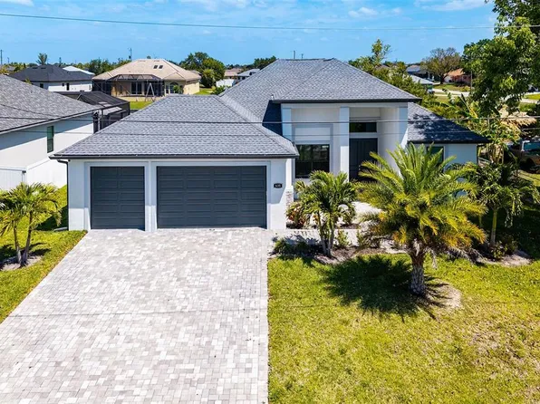 635 NE 7th Ter, Cape Coral, FL 33909