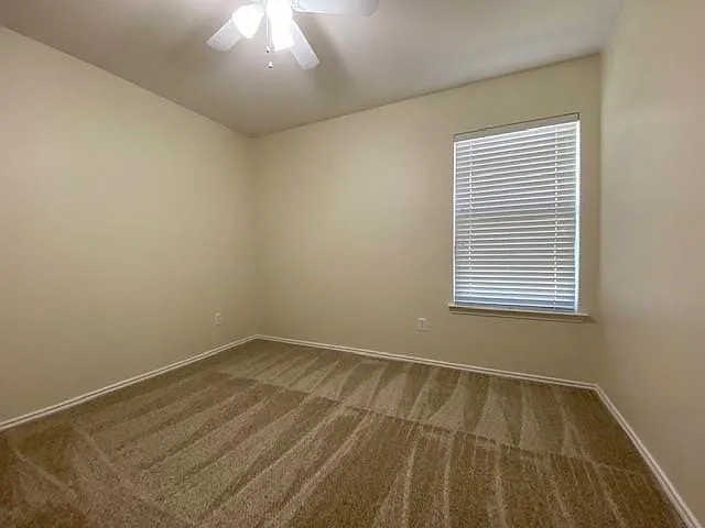 Building Photo - 1202 Madison Dr