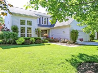 316 Bingham Cir, Mundelein, IL 60060