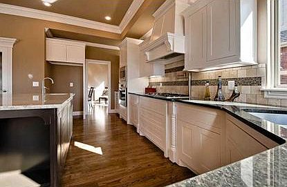 4th image of 4202 Staverton Dr