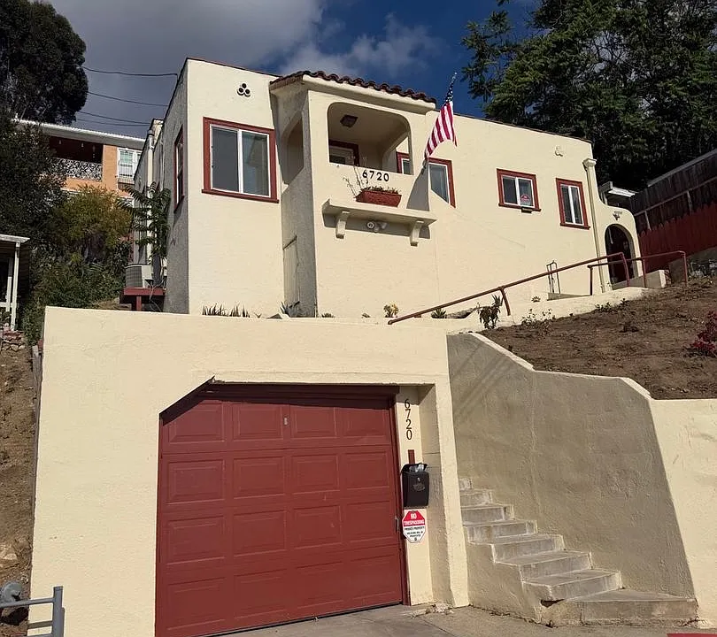 6720 Stanford Way