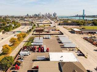 735 Hubbard St, Detroit, MI 48209