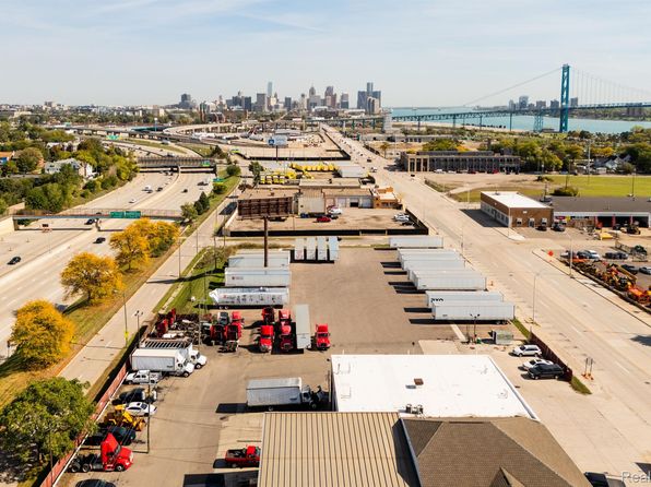 735 Hubbard St, Detroit, MI 48209
