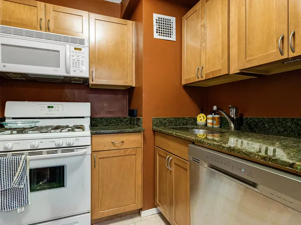 107-40 Queens Boulevard image 7 of 19