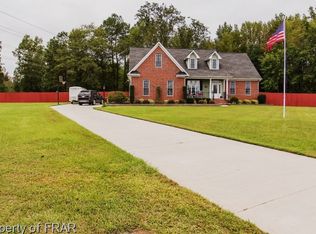 135 Tupelo Ct, Raeford, NC 28376