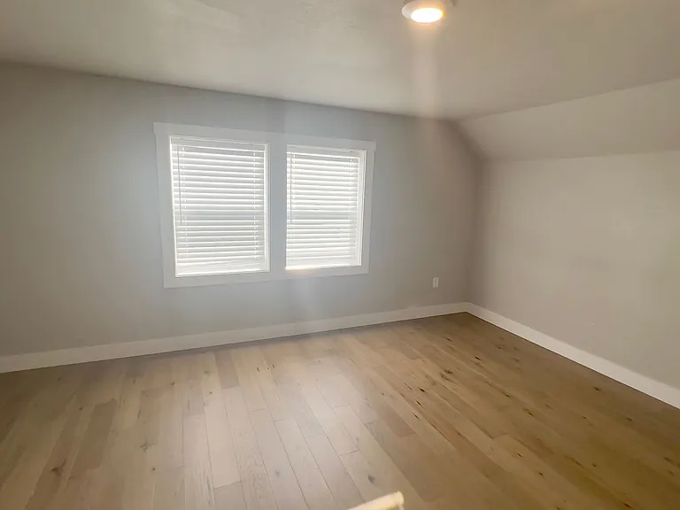 669 W Marine Dr, Astoria, OR 97103 — Photo 6