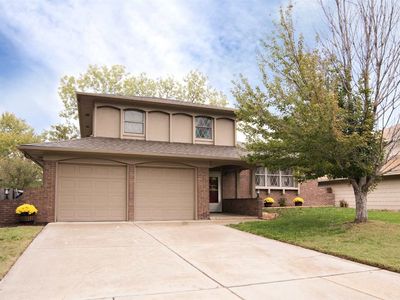 8600 E Arthur Cir, Wichita, KS, 67207