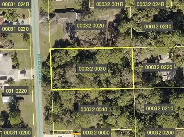 618 Edison Avenue, Lehigh Acres, FL 33972
