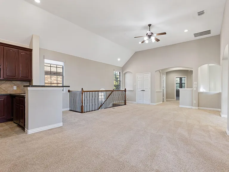 10229 Fire Ridge Dr — Photo 31
