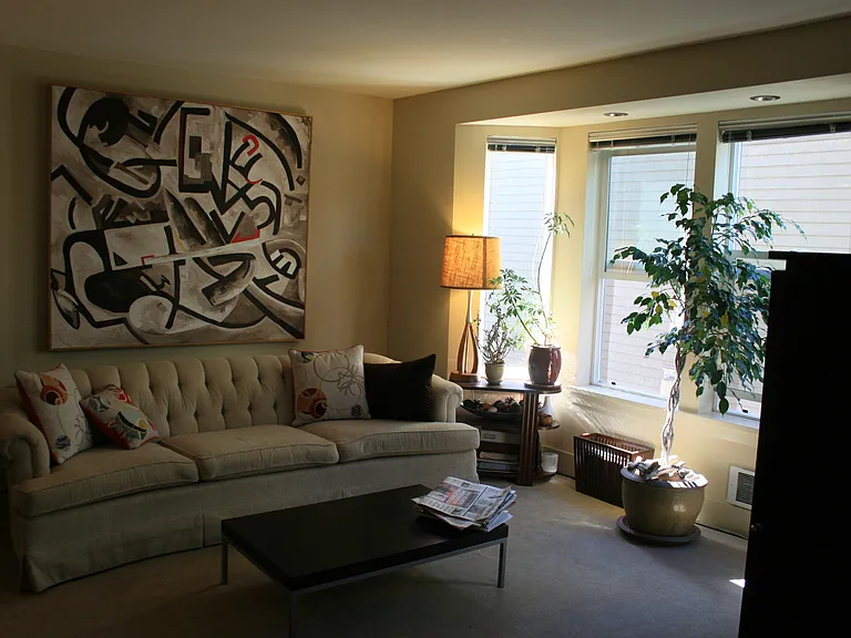 209 N 39th St #103 — Photo 7