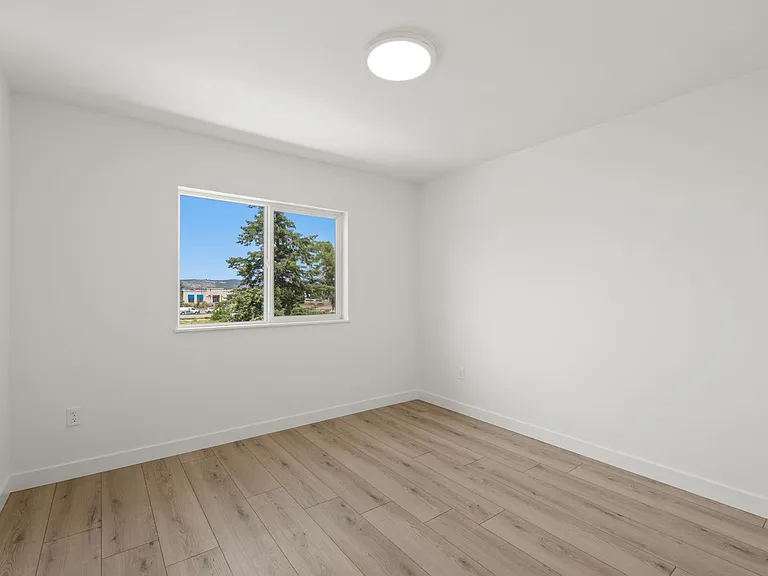 421 S McKinnon Rd — Photo 14