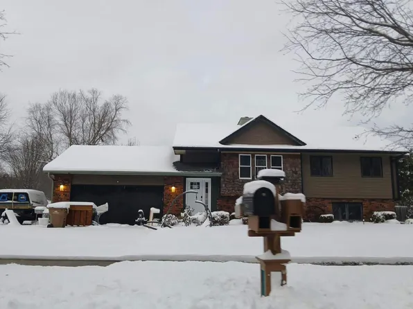 4783 NW 65th Ave, Johnston, IA 50131