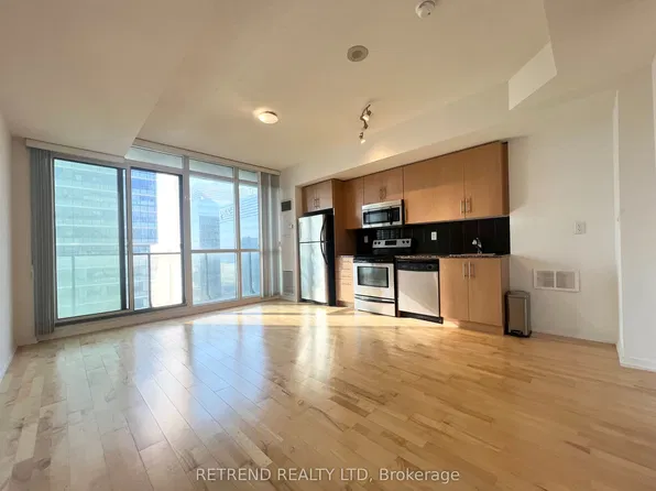 65 Bremner Blvd #2903, Toronto, ON M5J 0A7