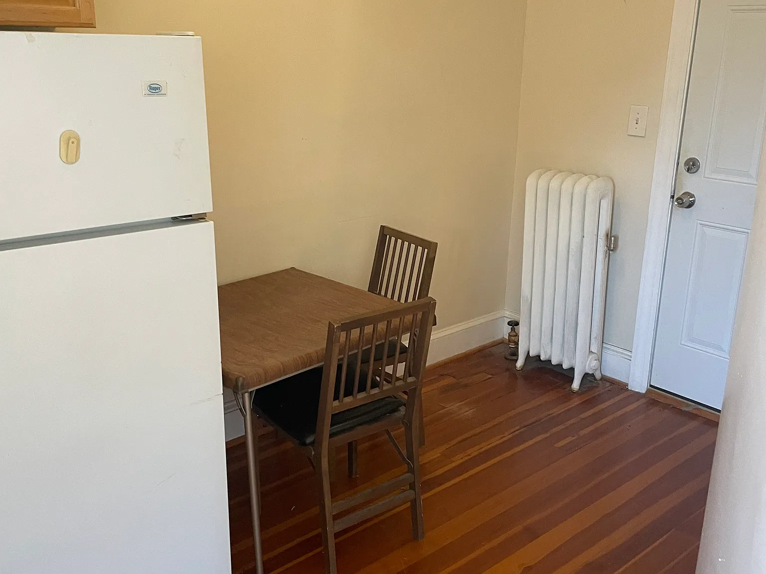 Studio, $1,250 — Photo 3