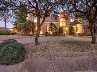 1100 Longmeadow Ln, Desoto, TX 75115