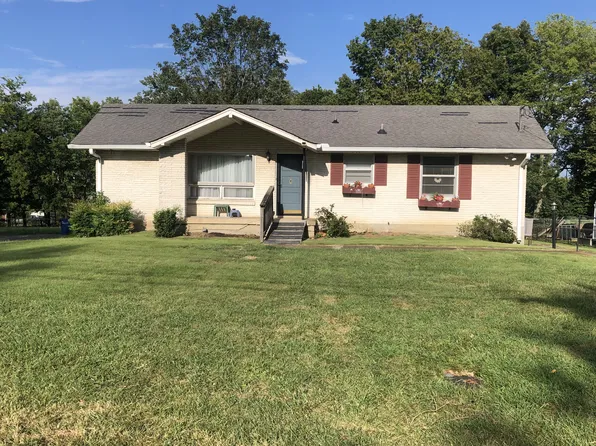 504 Monica Ave, Goodlettsville, TN 37072